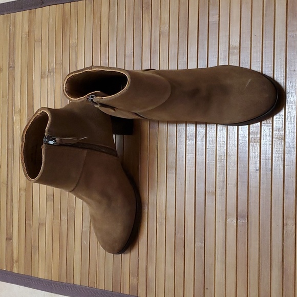 THURSDAY BOOT COMPANY, The Modern Zip Up Suede Ankle Boots, Cognac, Size 8, NWOT - Picture 2 of 8